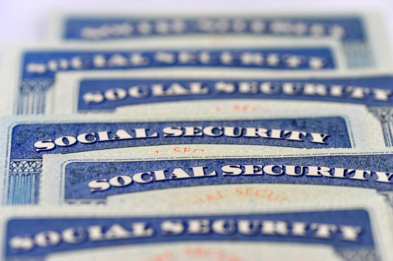 House Republican budget calls for raising the retirement age for Social Security us polictics news