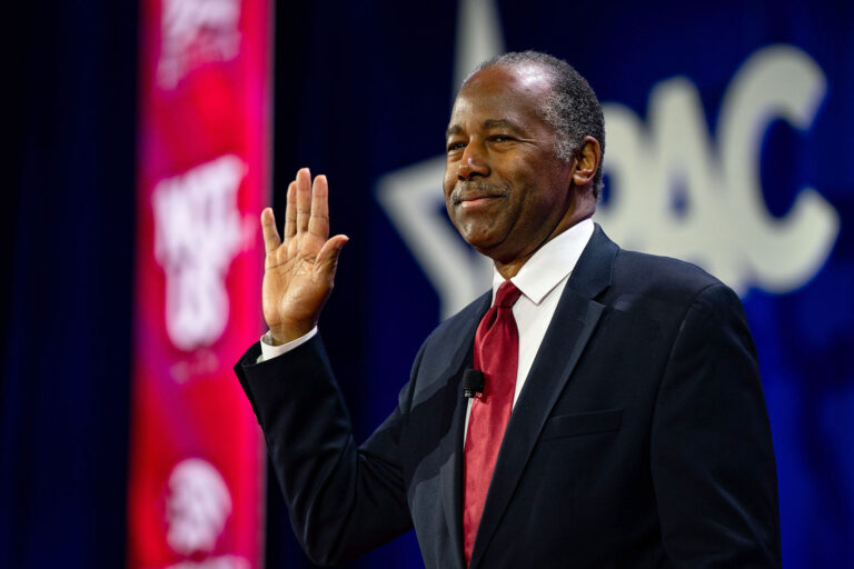 Ben Carson keeps his distance as other VP contenders audition for Trump us polictics news